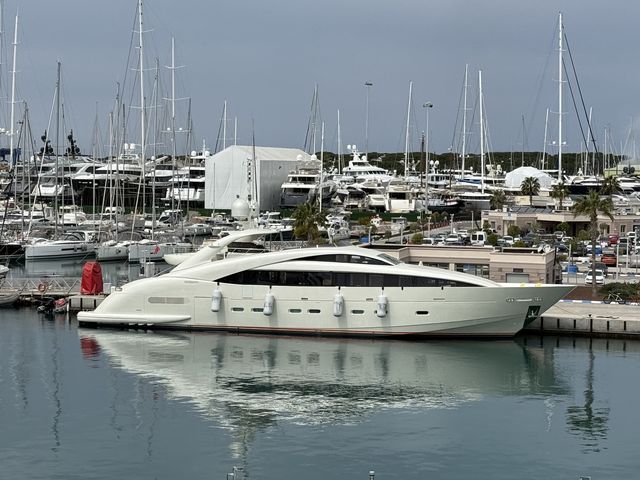 ISA 120 – M/Y GMC